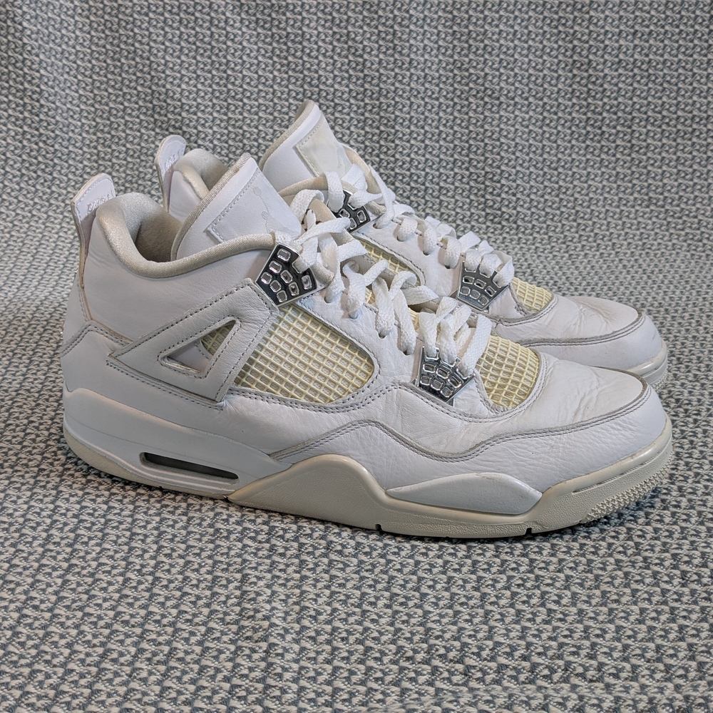 Jordan 4 Pure Money's